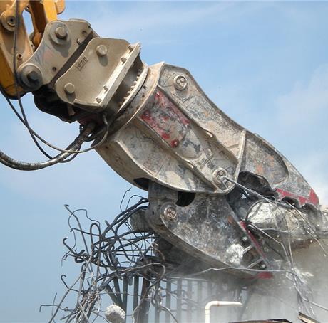  - VTN FP - Croc à beton rotatif